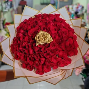 Maxi ramo de 100 rosas