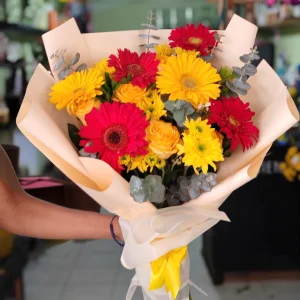 Ramo De gerberas y rosas