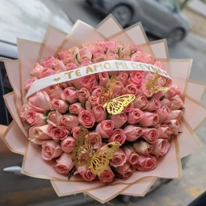 Maxi ramo de 100 rosas color rosa