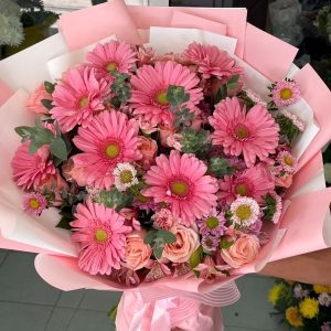 Mix floral en tonos pastel