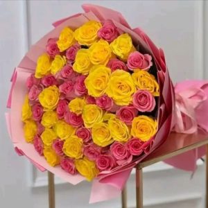 Bouquet de 50 rosas mixtas